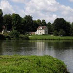Une demeure au bord de l’eau. C0071
