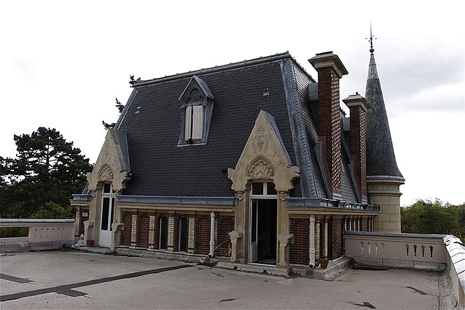 Terrasse sur le toit. C0246