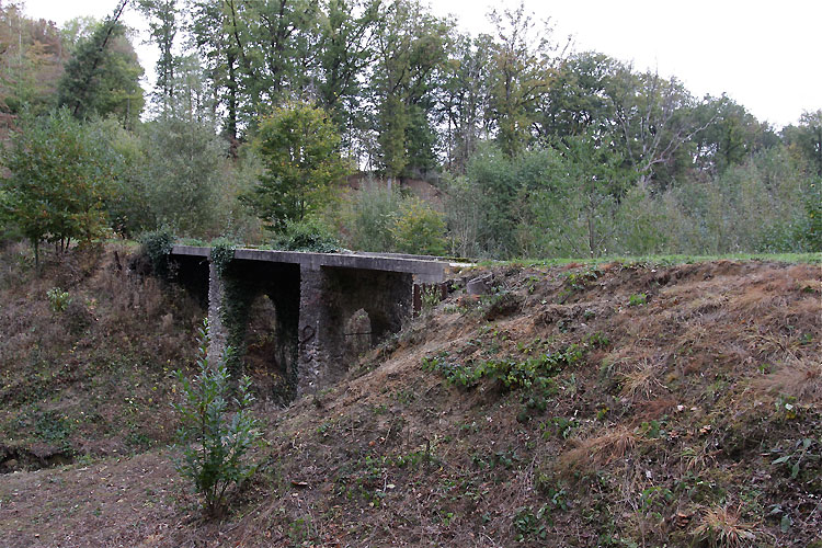 Concrete bridge. C0115