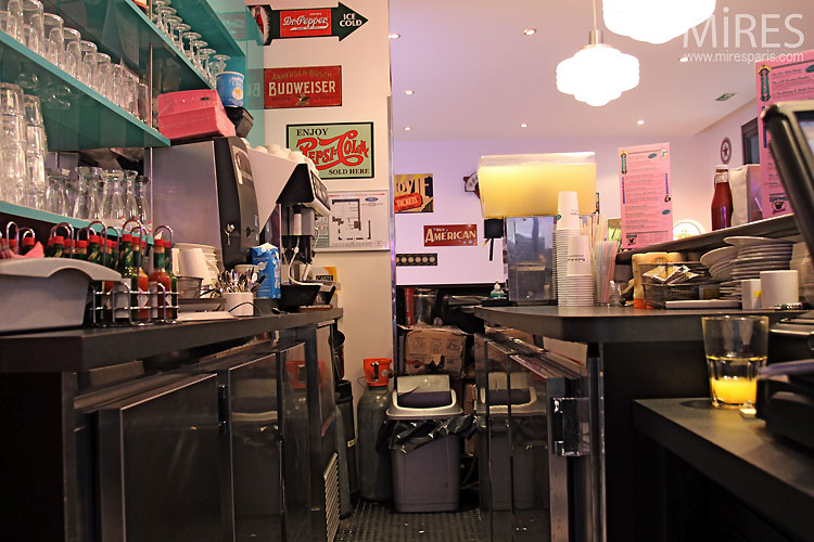 Vintage bar. C0404