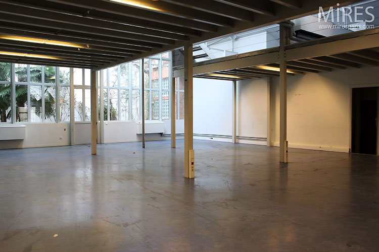 Empty warehouse. C0483