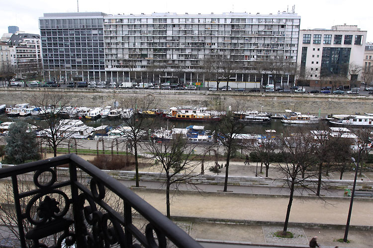 Balcon haussmannien. C0517
