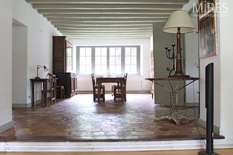 Elegant and rustic pastel atmosphere. C0613