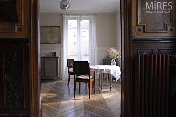 Lambris haut et parquet point de hongrie. C0703