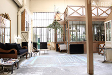 Large lounge. C0387