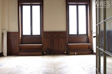 Carved coffered ceiling, wooden paneling. C0584