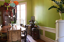 Bright colors and mix of styles. C0639