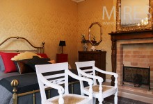 Parental suite with chimney. C0764