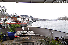 Terrasse à tribord. C0203
