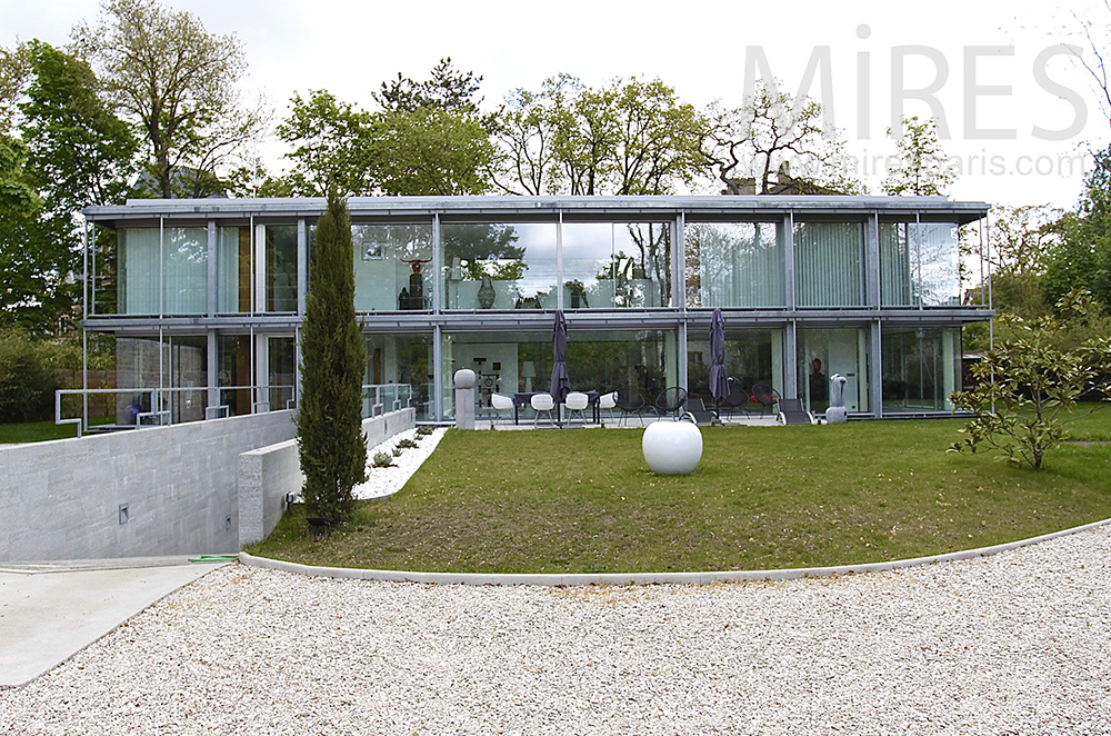 Large glass house. C1456 Mires Paris