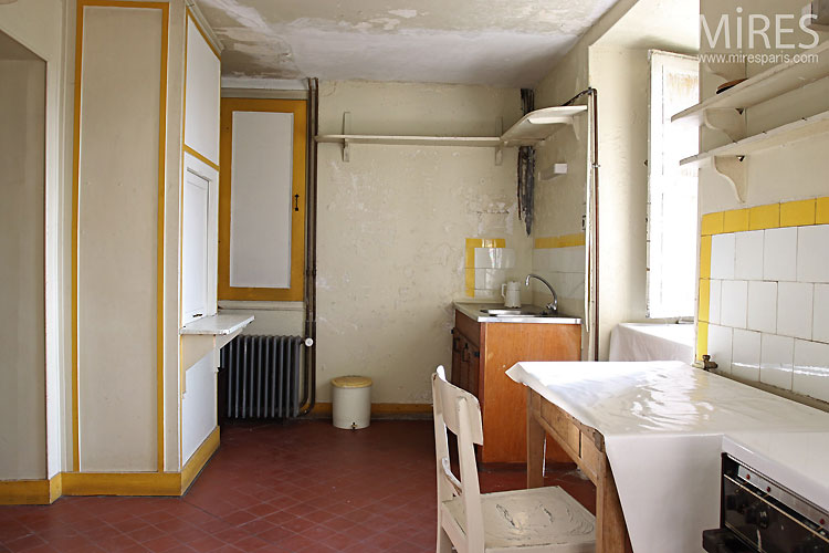 Vintage kitchen. C0443