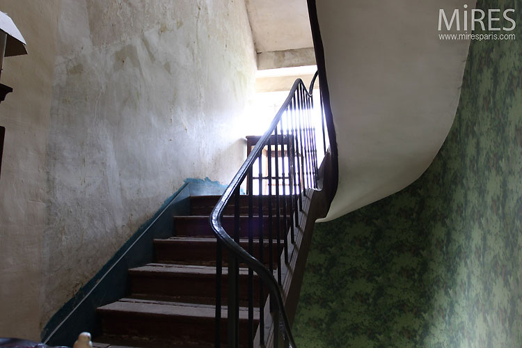 C0545 – Staircase of yesteryear