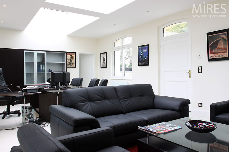 Bureau moderne. C0459