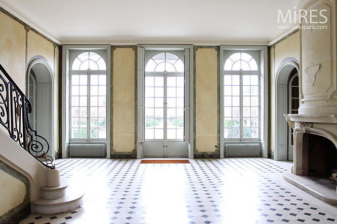 Vestibule classique. C0143