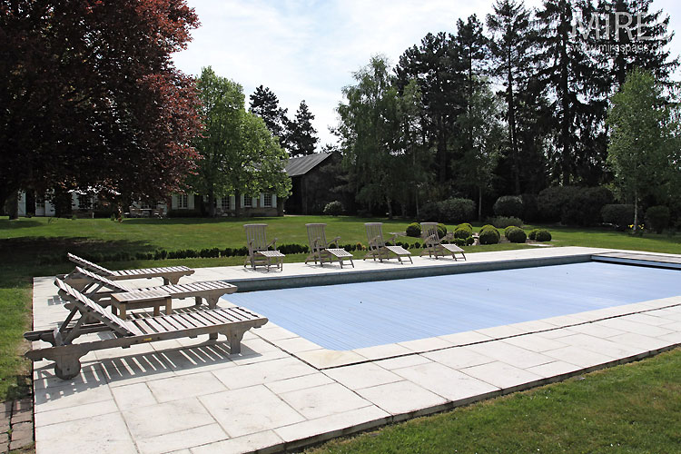 C0322 – Outdoor swimming pool