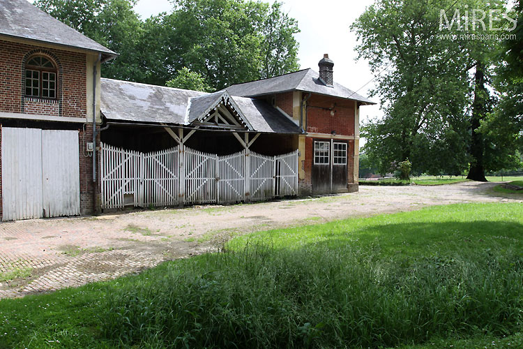 C0362 – Stables and outbuildings