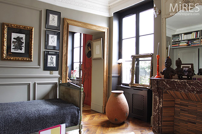 Chambre et bureau. C0092