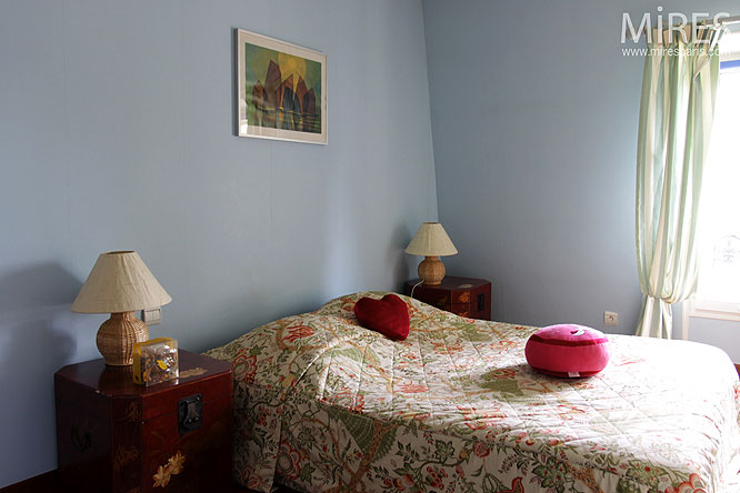 C0134 – Petite chambre bleue