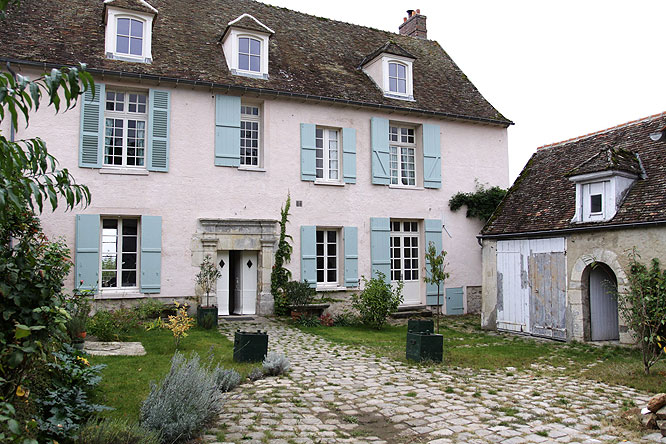 Cour pavée à l’ancienne. C0181