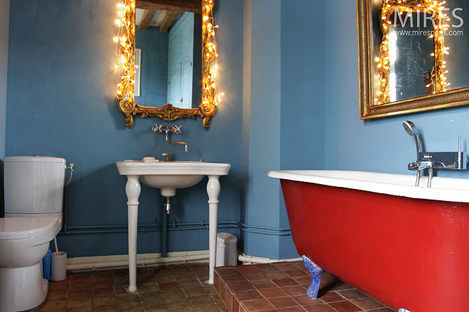 Bleu de bain. C0181 | Mires Paris Bleu de bain. C0181 | Mires Paris