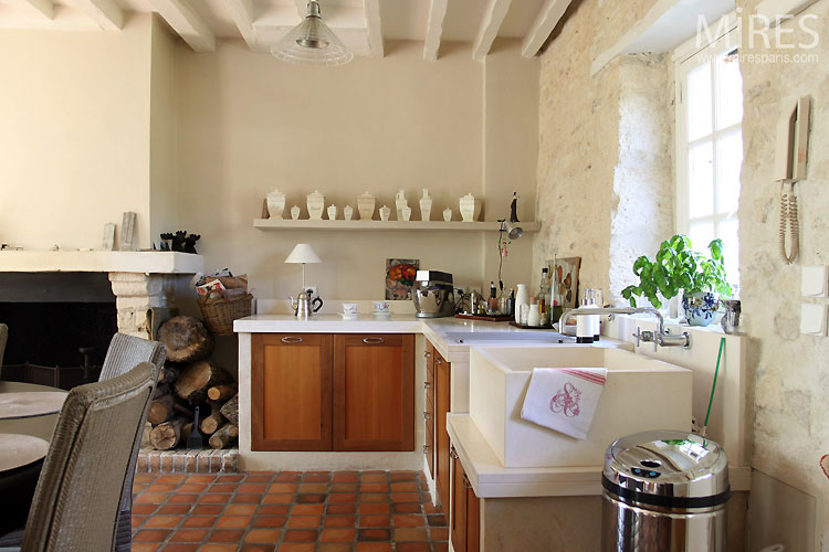 C0319 – Old fashion kitchen