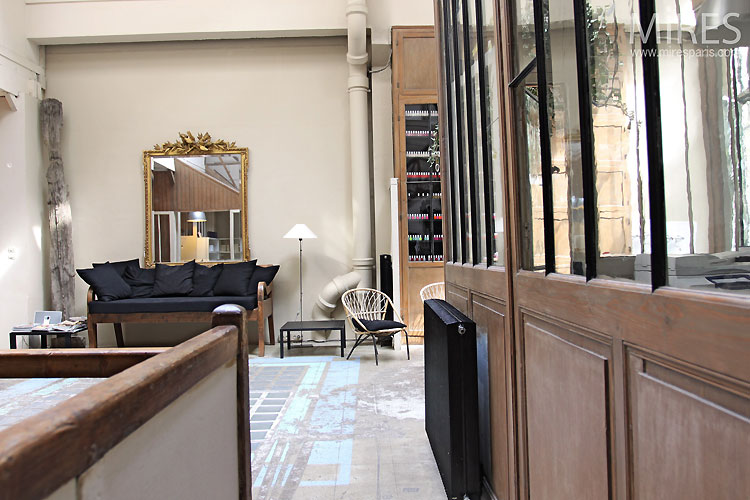 Large lounge. C0387