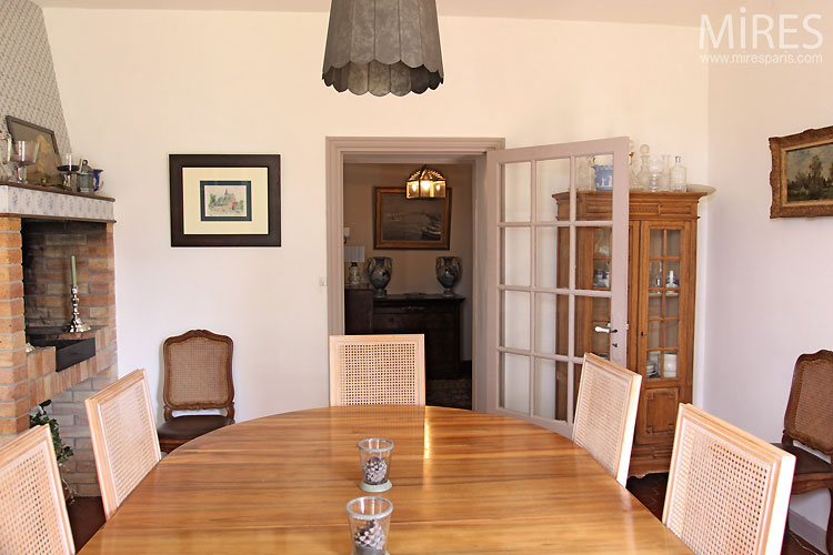 C0354 – Dining room