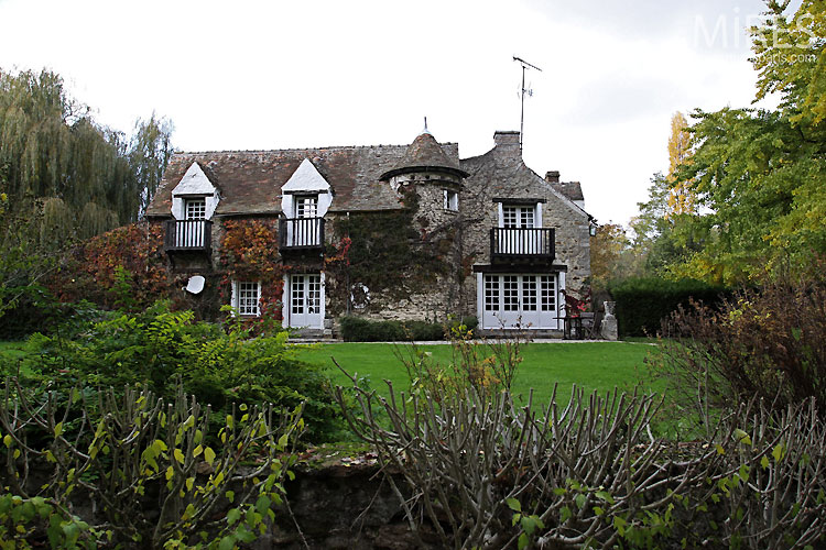 C0450 – Old french house