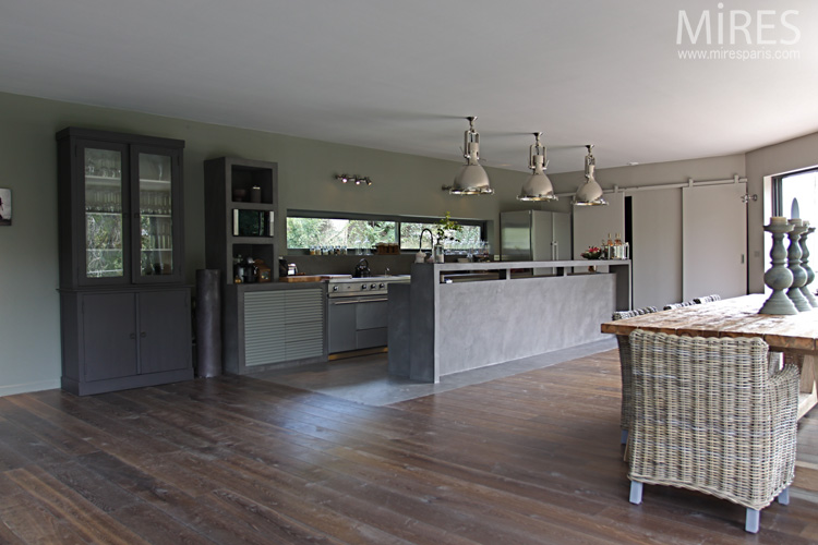 C0624 – Industrial style