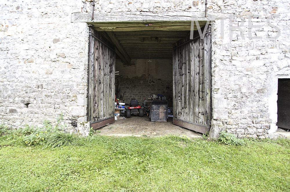 C0642 – Storeroom from the cellar to the attic