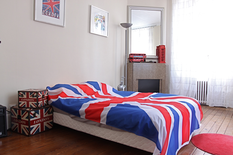 C0638 – Anglophile