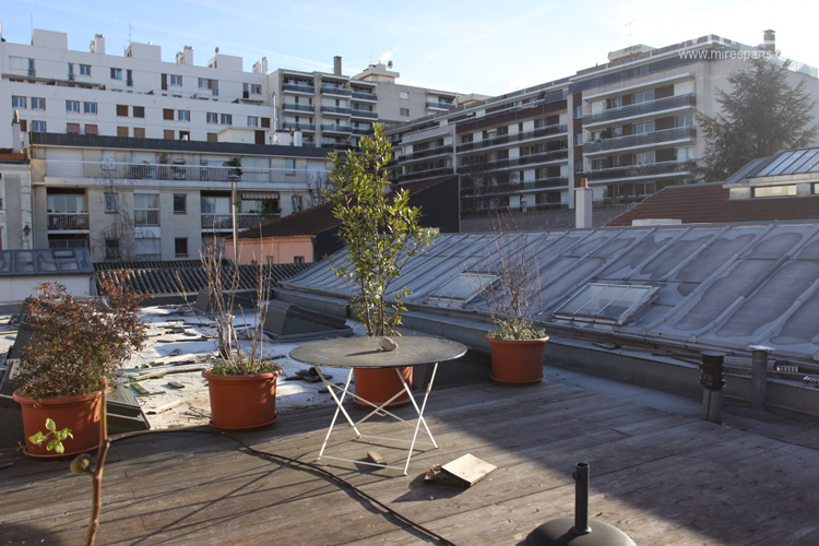 C0670 – Terrasse sur la ville