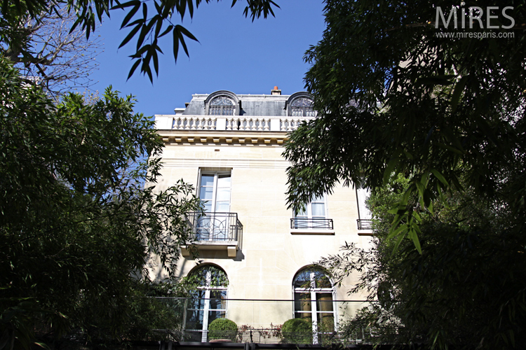 C0705 – Terrasse et jardin japonais