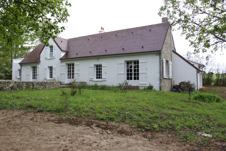 C0716 – Maison lumineuse en bordure de bois