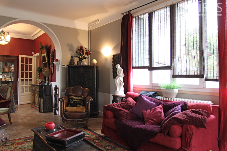 C0732 – Coloured and oriental double living room