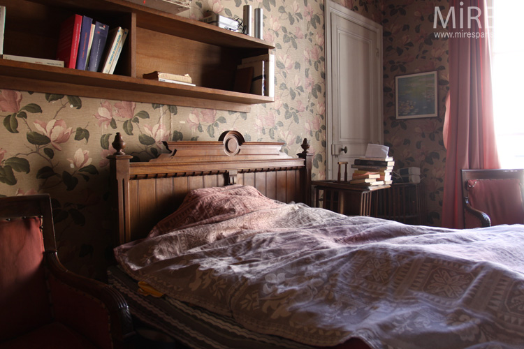 C0740 – Old style bedroom