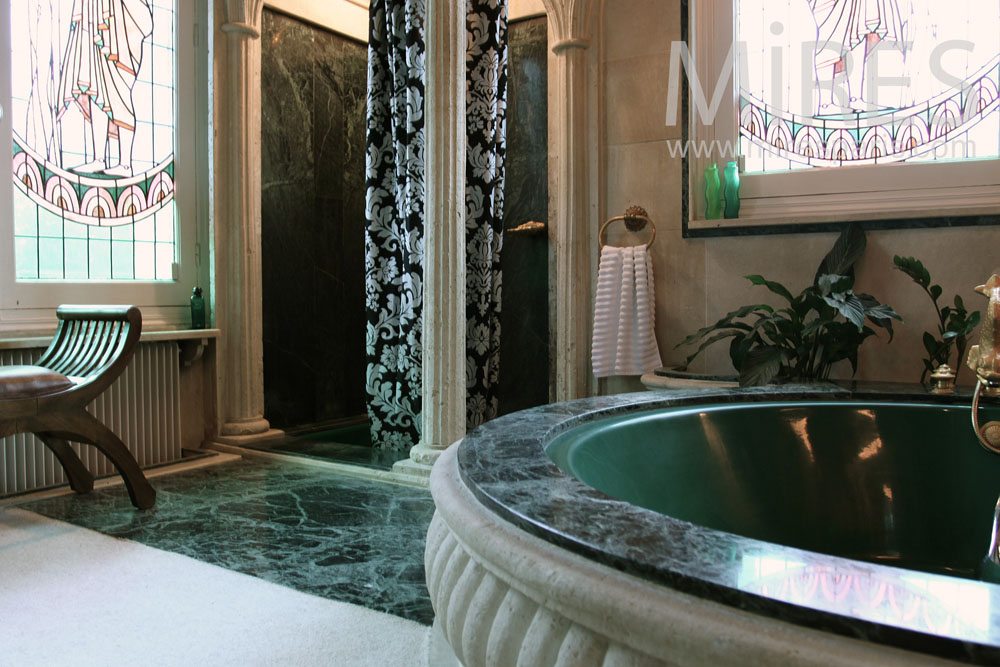 La Deco Salle De Bain Marbre Vert C Est Tendance Est Ce Une Bonne Idee Pour Votre Maison