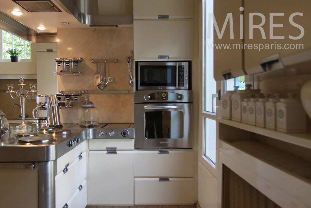 Kitchen. C0774