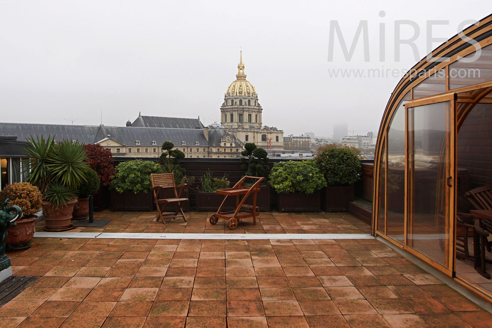 C0783 – Jardin d’hiver avec vue sur les Invalides