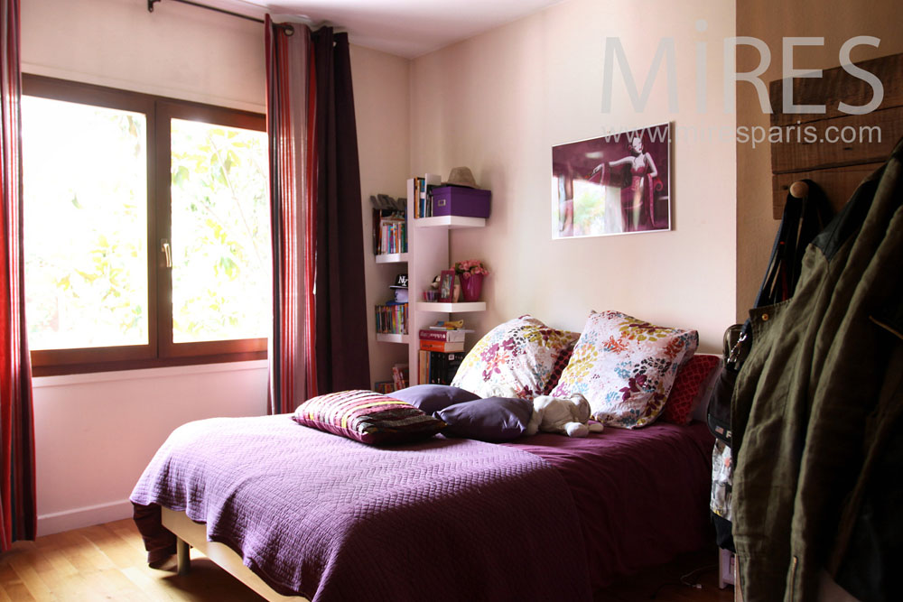 Purple bedroom. C0149