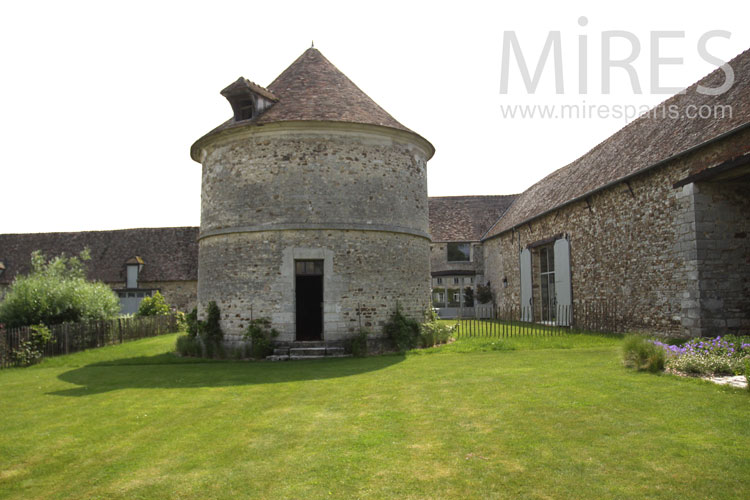 C0887 – Eighteenth century tower