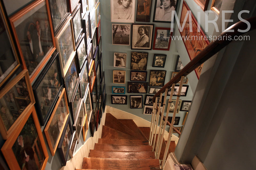 Memento staircase. C0889