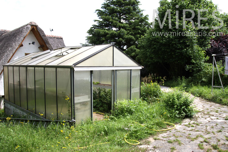 C0892 – Small greenhouses for smart gardener