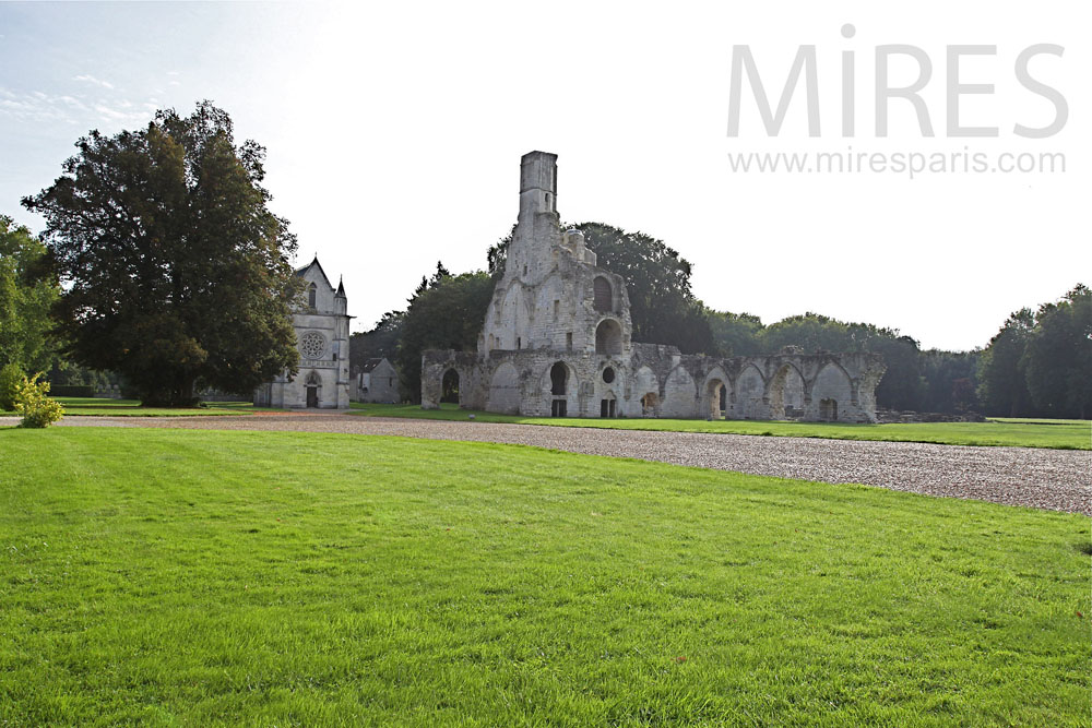 C0380 – XIth century abbey chapel