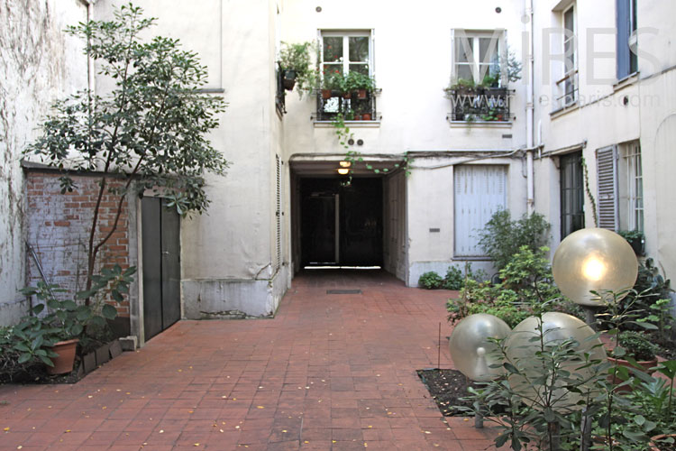Very typical Parisian courtyard. C0931