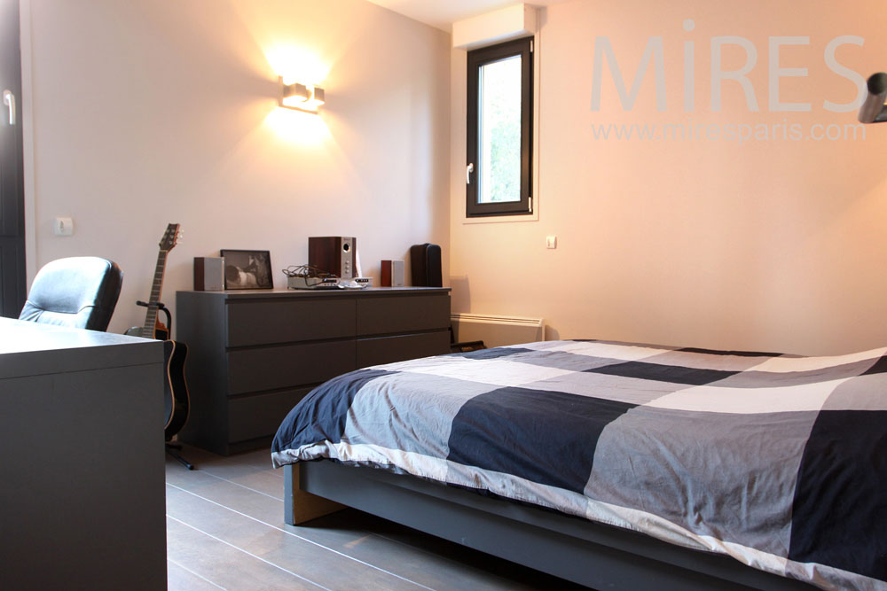 C0946 – Chambre du blues-man