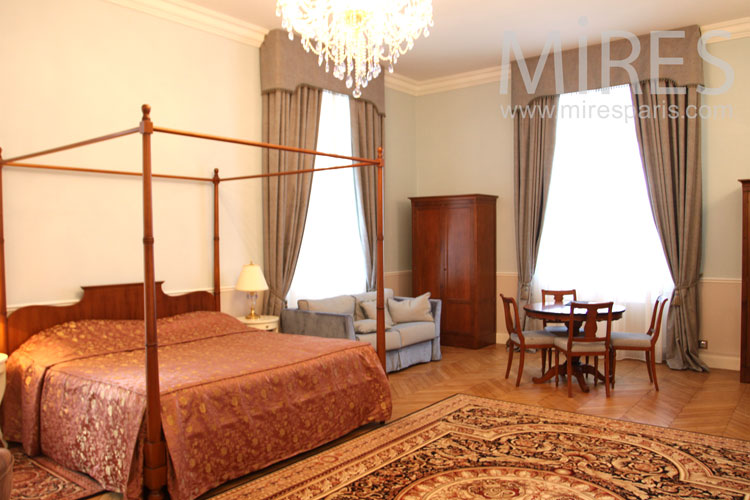 C0981 – Chambre de châtelain