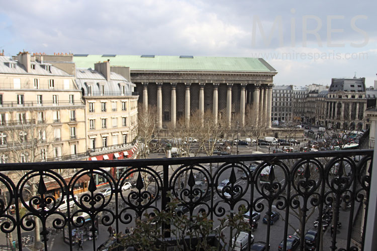 Balcon avec vue imprenable. C0988