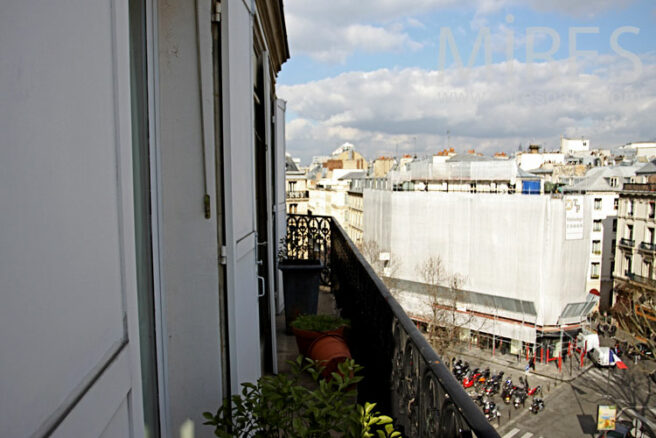 Very chic Parisian apartment. C0988 | Mires Paris