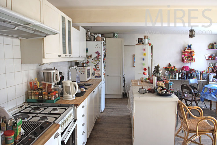 C0995 – Motley kitchen c0995 | Mires Paris